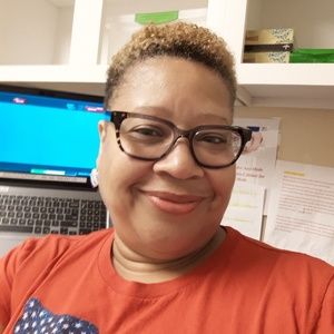 Meet your Posher, Michele